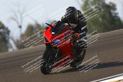 media/Nov-02-2025-Lets Ride (Sun) [[f7a3caa734]]/C Group/1140am (Turn 2 Inside)/